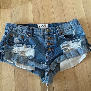 One Teaspoon Bandits Jean Shorts Size 25